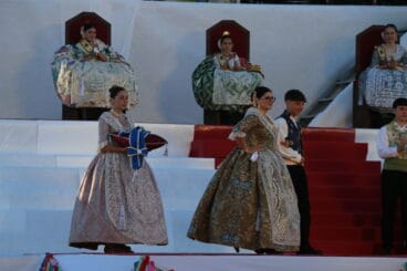 Proclamación reina infantil de Fogueres Xàbia 2026 (10)