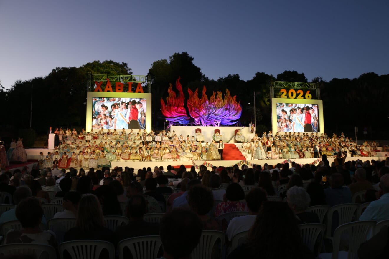 Proclamación reina infantil de Fogueres Xàbia 2026