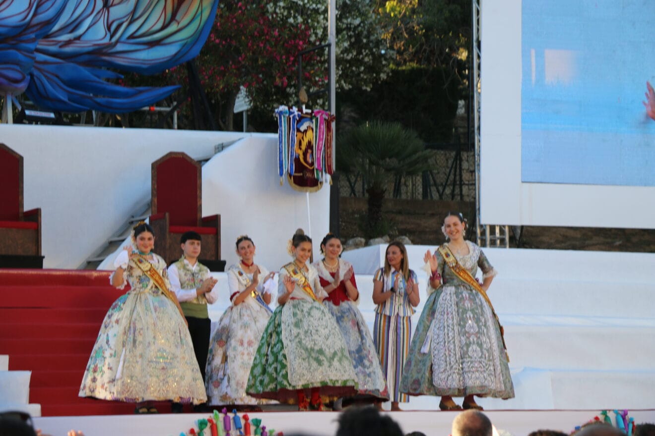 Proclamación reina infantil de Fogueres Xàbia 2026 (4)