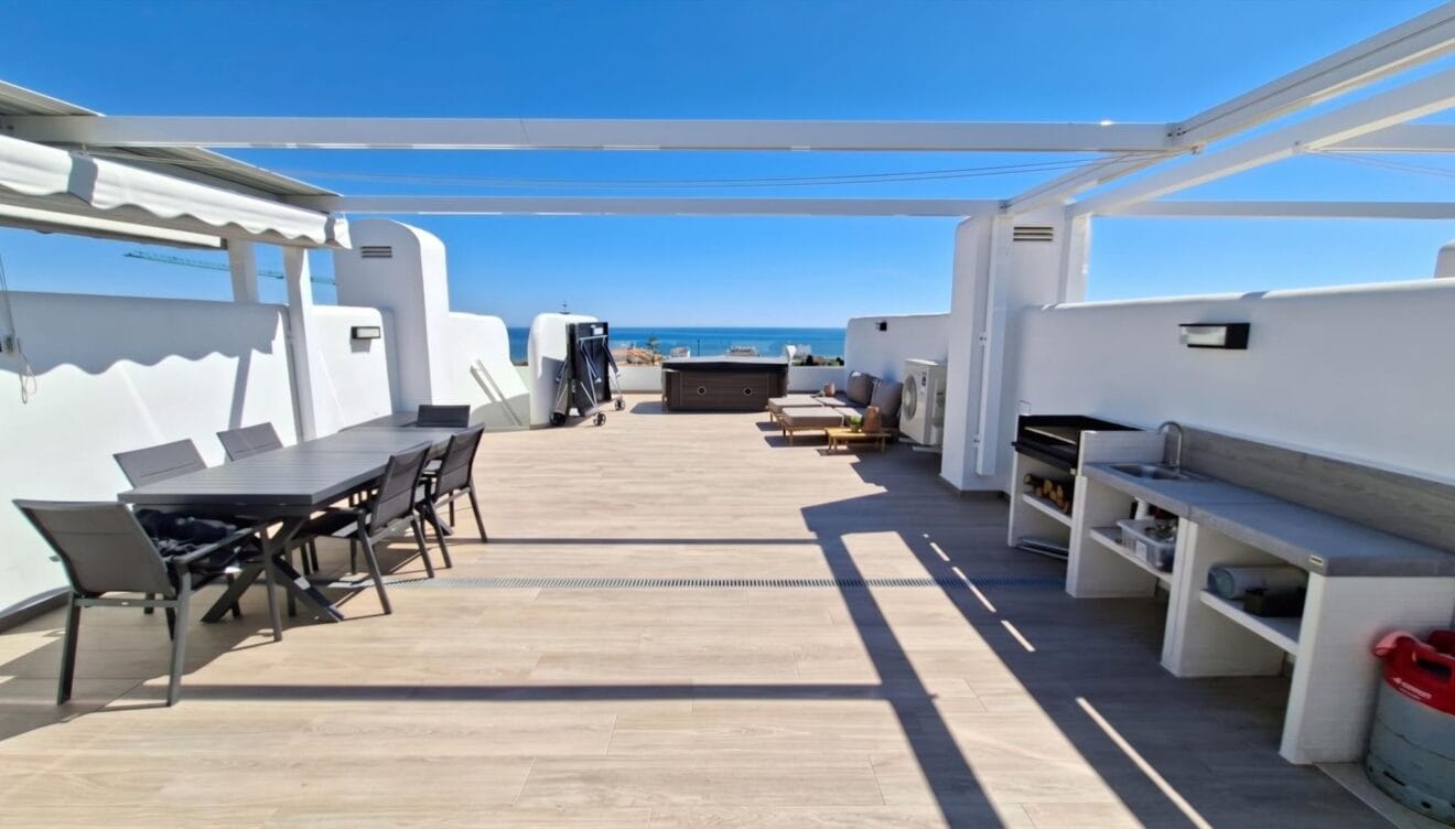 Rooftop privado con vistas al mar