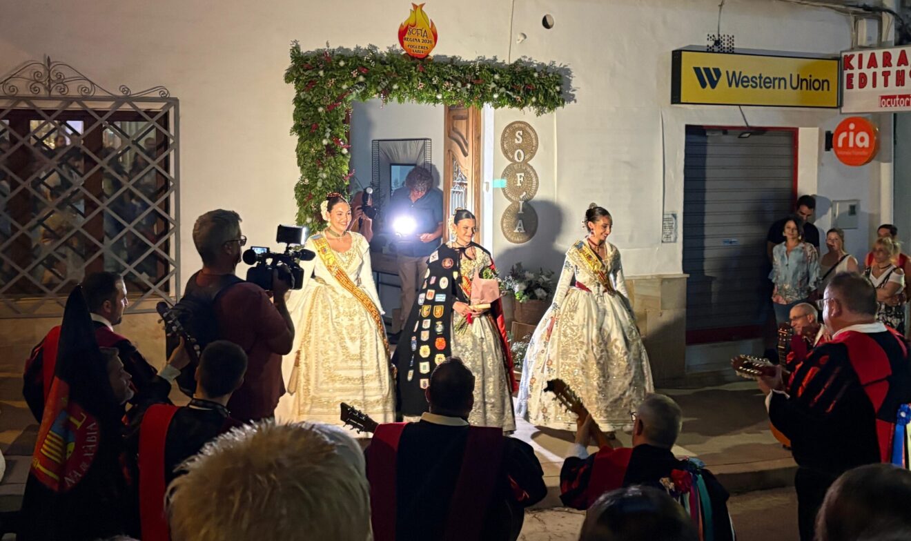 Serenata a Sofía Buigues, regina de Fogueres Xàbia 2026