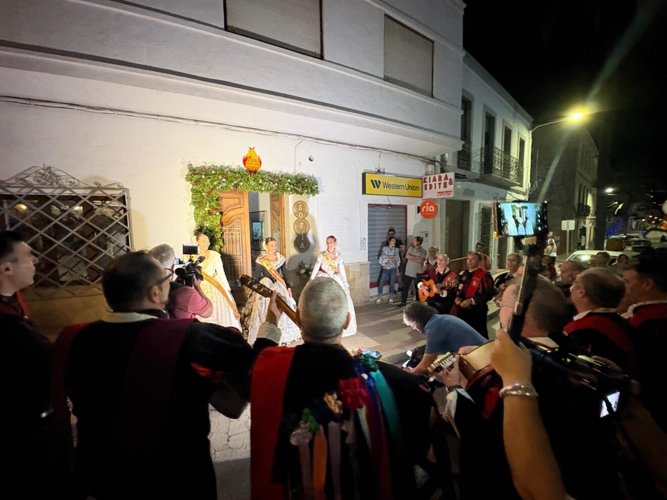 Serenata a Sofía Buigues, regina de Fogueres Xàbia 2026 (6)