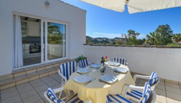 Terraza con vistas para comer al aire libre