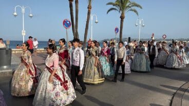 Pasacalle de Sectores. Visita al Puerto