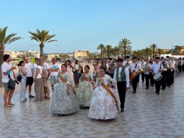 Pasacalle de Sectores. Visita al Arenal