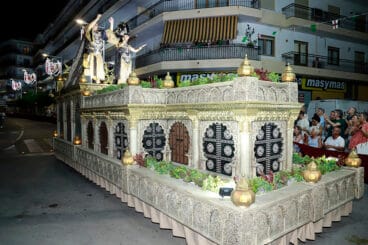 Carroza con los capitanes Al -Tarik’s