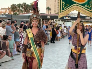 Desfile informal de Moros i Cristians en el Arenal de Xàbia 2026 (27)