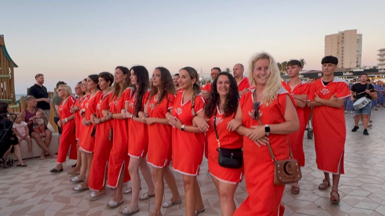 Desfile informal de Moros i Cristians en el Arenal de Xàbia 2026 (33)