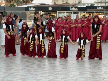 Desfile informal de Moros i Cristians en el Arenal de Xàbia 2026 (39)