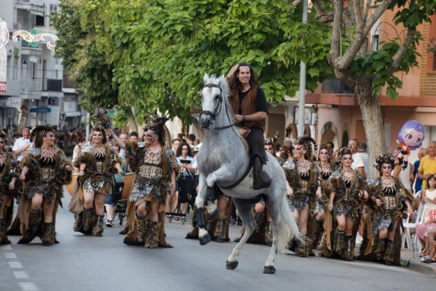 Imagen: Desfile Moros i Cristians Xàbia 2026