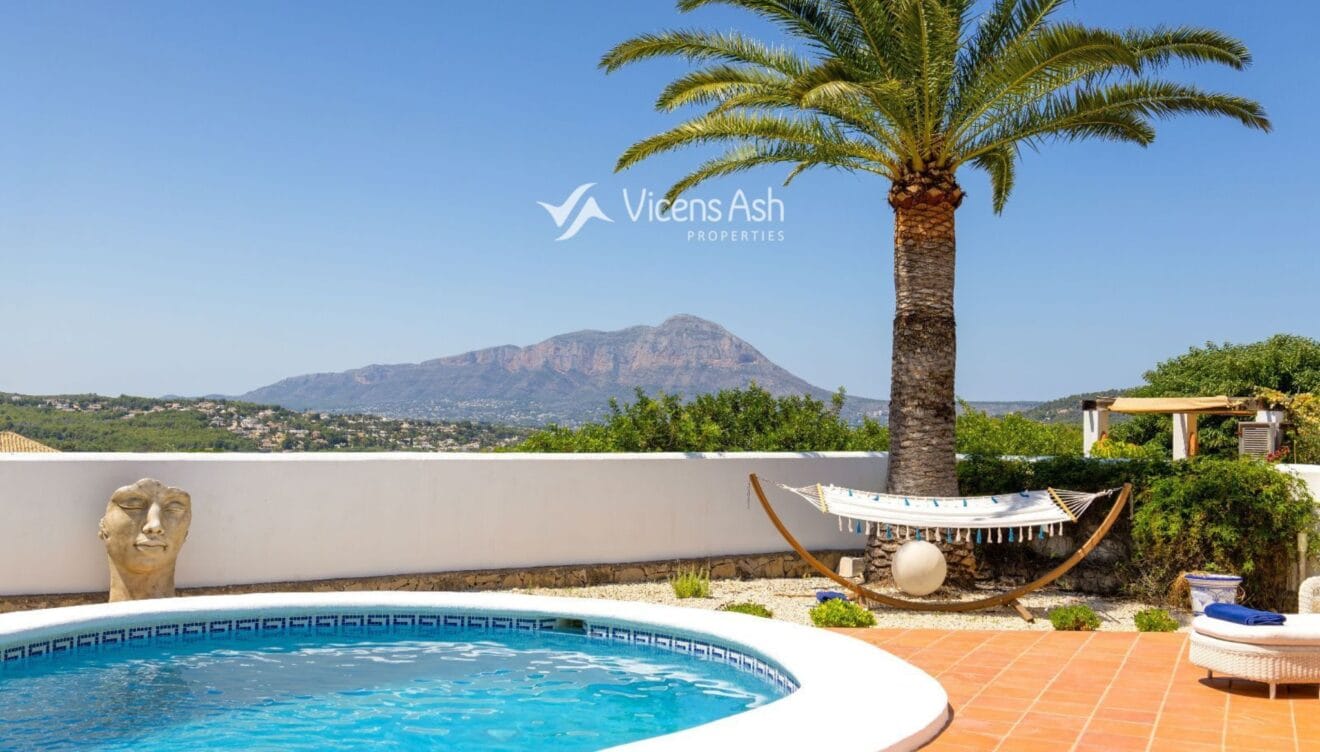 Exterior diseñado para disfrutar del clima mediterráneo