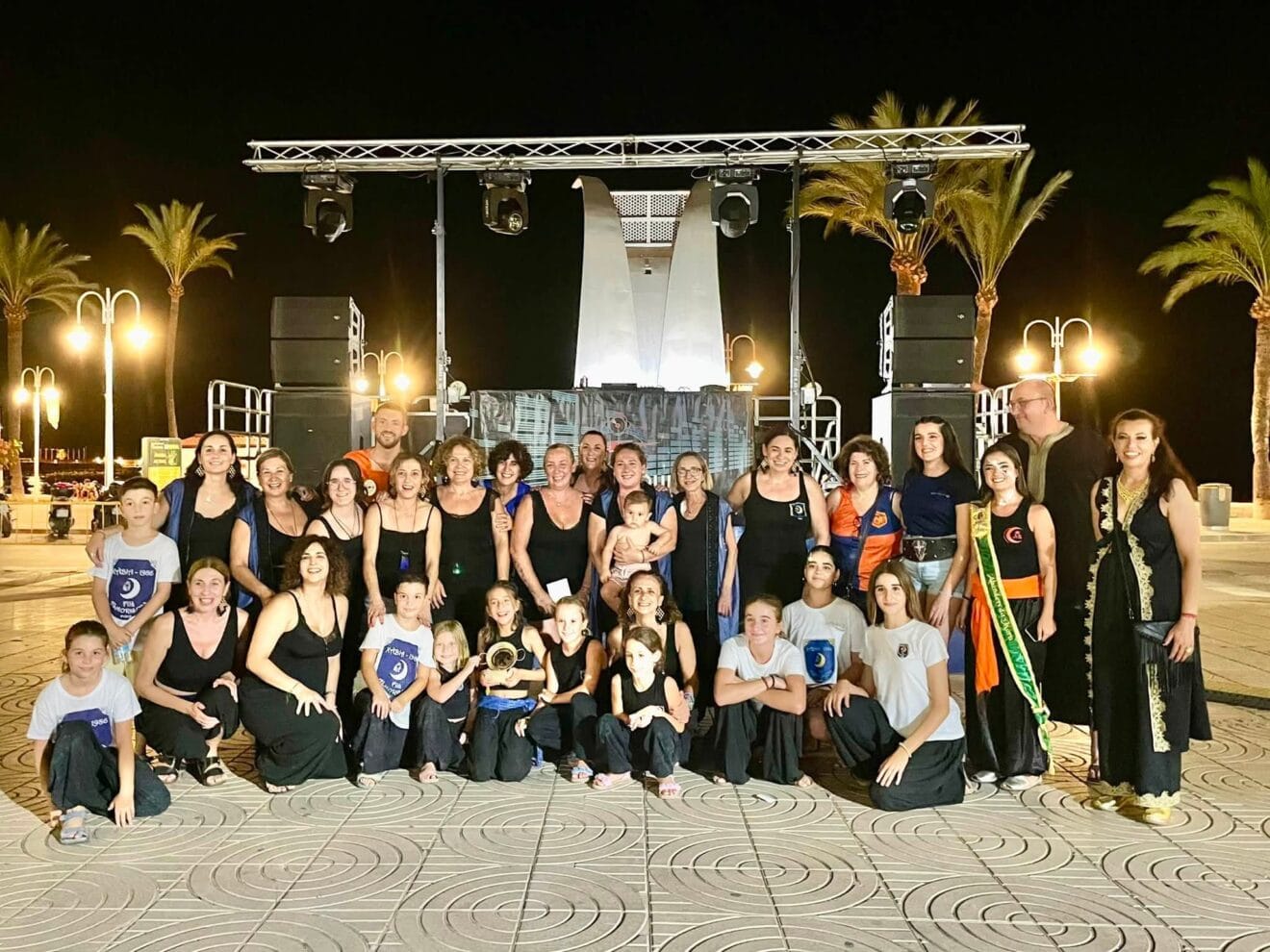 Filà Almoriscos se lleva el primer premio a la mejor paella