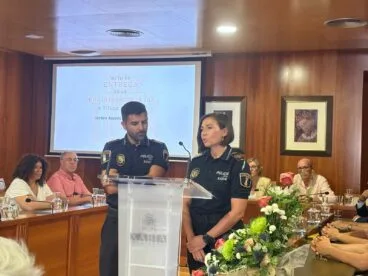 Los primeros agentes de Policía Local que llegaron al incendio