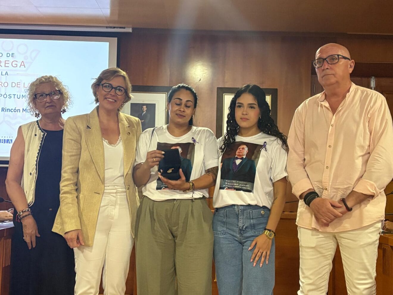 Homenaje y entrega de la Medalla de Oro de la Vila de Xàbia a Gerson Andrés Rincón (10)