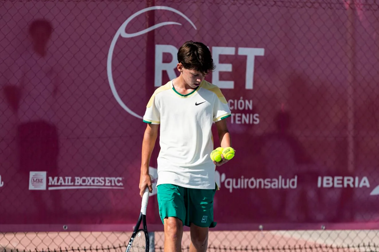 El tenista juvenil Luca Barclay