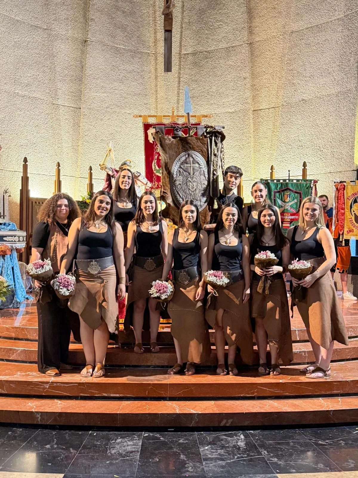 Ofrenda de les filaes de Moros i Cristians a Sant Jaume 2026 (10)