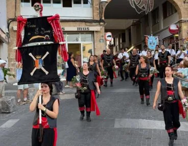 Filà Pirates en la Ofrenda de les filaes de Moros i Cristians a Sant Jaume 2026