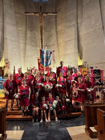 Ofrenda de les filaes de Moros i Cristians a Sant Jaume 2026 (21)