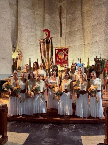 Ofrenda de les filaes de Moros i Cristians a Sant Jaume 2026 (22)