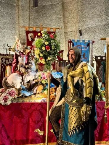Ofrenda de les filaes de Moros i Cristians a Sant Jaume 2026 (3)