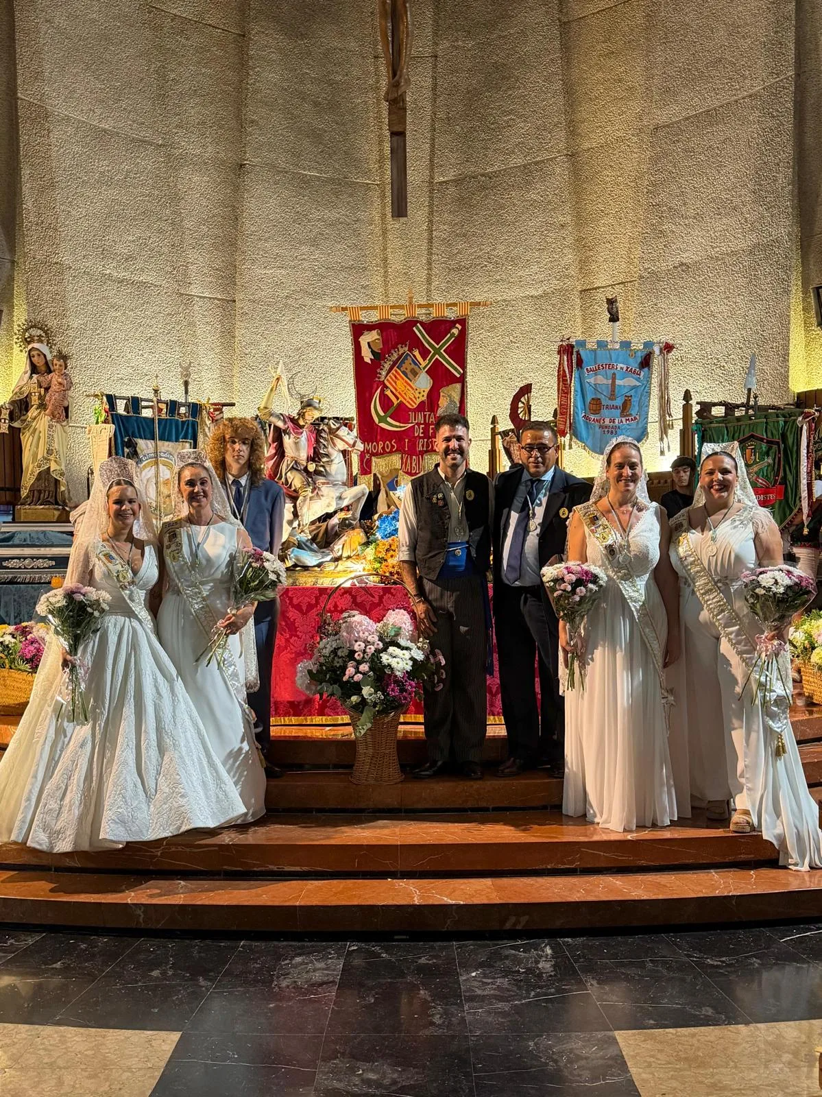 Ofrenda de les filaes de Moros i Cristians a Sant Jaume 2026 (30)
