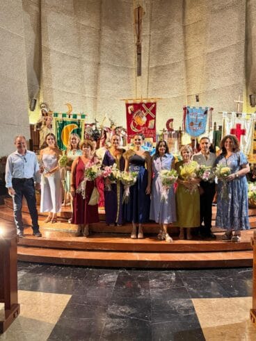 Ofrenda de les filaes de Moros i Cristians a Sant Jaume 2026 (32)
