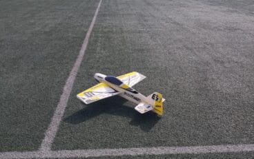 Otro de los aviones en el campo de fútbol de Xabia