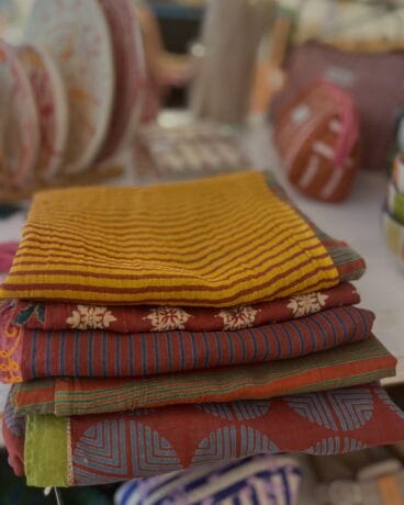 Pañuelos de seda estampados