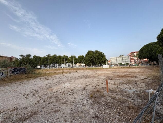 Imagen: Parcela en el Arenal que se destinará a aparcamiento