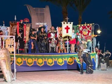 Bando cristiano en la recreación histórica de la Reconquista en las fiestas de Moros i Cristians de Xàbia