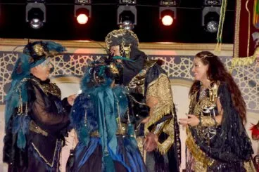 Relevo de Capitanía en la presentación de Moros i Cristians de Xàbia