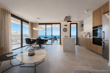 SEAFRONT PENTHOUSE ON THE FIRST LINE OF A SANDY BEACH IN DENIA www.costa-houses.com4