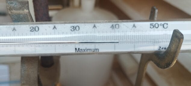 Imagen: Termómetro midiendo los más de 40º en Xàbia | Foto AEMET CV