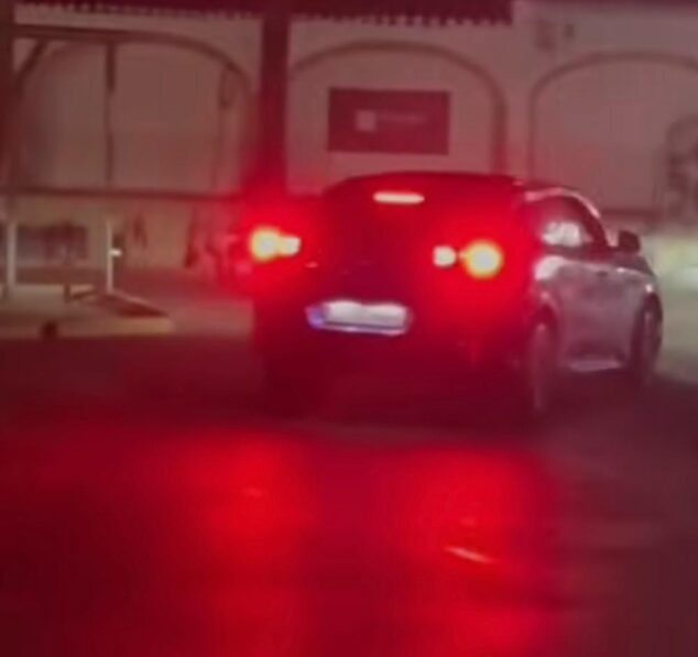 Imagen: Vehículo investigado por conducción temeraria