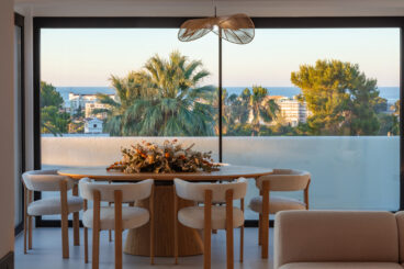 VILLA NADALETA · LUZ, MAR Y CALMA MEDITERRANEA EN JAVEA www.costa-houses.com salon