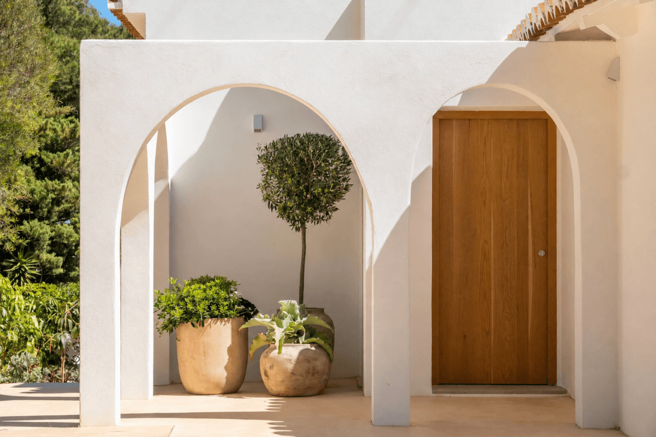 VILLA SILENZIA · LUZ, MAR Y ENERGIA PROPIA EN JAVEA ALICANTE www.costa-houses.com entrada