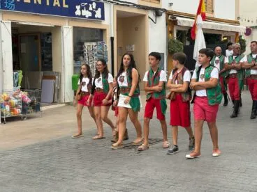 Visita al Centro Histórico y Ofrenda a Sant Jaume (18)
