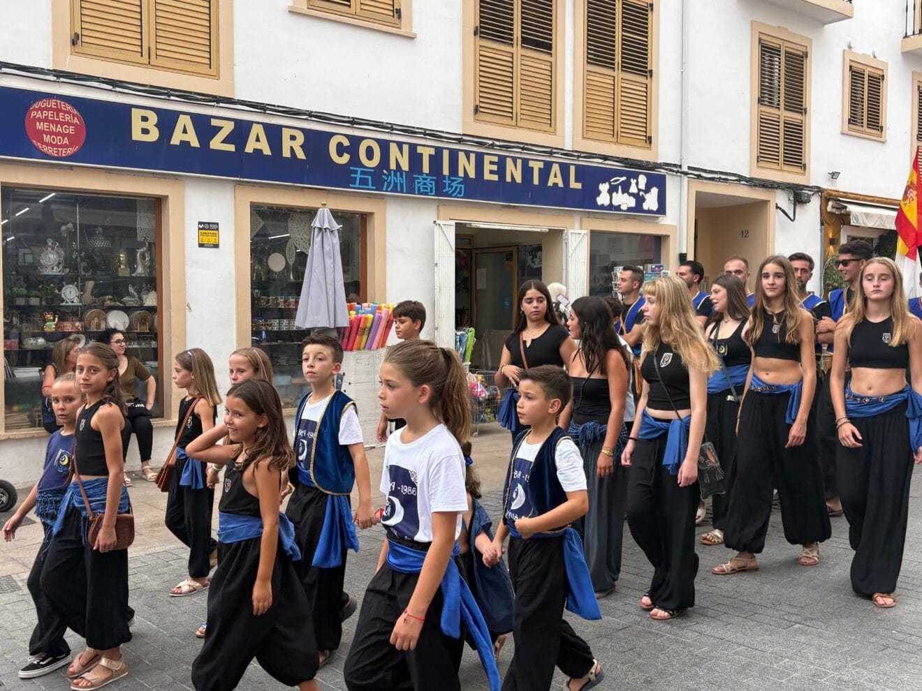 Visita al Centro Histórico y Ofrenda a Sant Jaume (28)