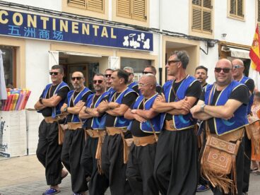 Visita al Centro Histórico y Ofrenda a Sant Jaume (31)