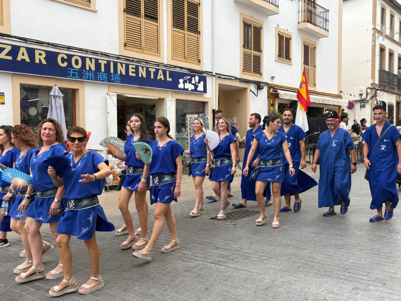 Visita al Centro Histórico y Ofrenda a Sant Jaume (33)