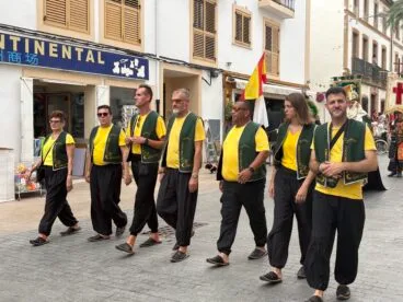 Visita al Centro Histórico y Ofrenda a Sant Jaume (35)