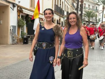 Visita al Centro Histórico y Ofrenda a Sant Jaume (40)
