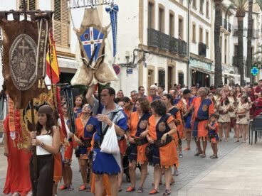 Visita al Centro Histórico y Ofrenda a Sant Jaume (5)