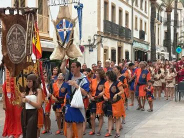 Visita al Centro Histórico y Ofrenda a Sant Jaume (5)