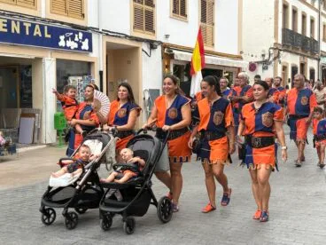 Visita al Centro Histórico y Ofrenda a Sant Jaume (7)