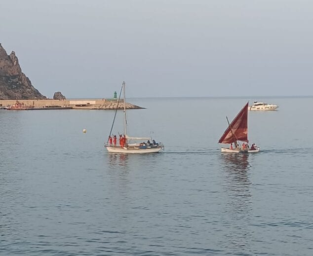 Imagen: Acto del desembarco en las fiestas de Moros i Cristians de Xàbia