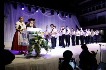 Jóvenes de la Banda de Música actuando en el acto