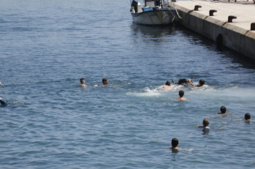 Ambiente en la primera sesión de Bous a la Mar 2026 y el baret (20)