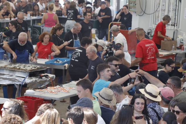 Imagen: Ambiente en la primera sesión de Bous a la Mar 2026 y el baret