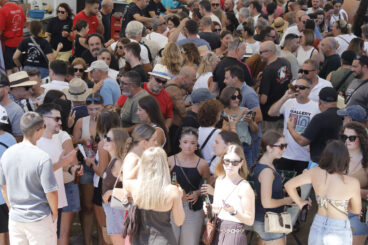 Ambiente en la primera sesión de Bous a la Mar 2026 y el baret (30)